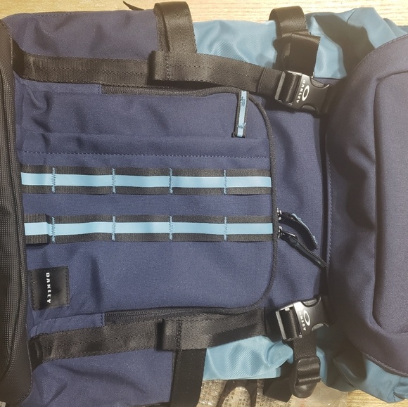 utility organizing backpack oakley